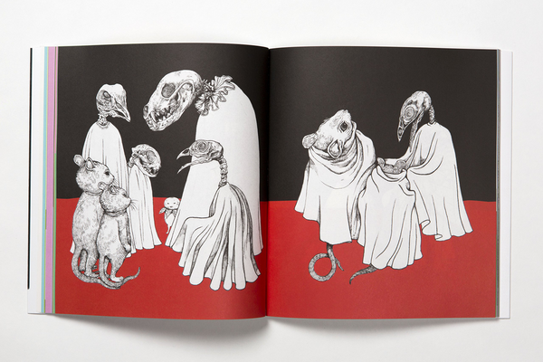 Бумажная книга «Yuko Higuchi's Magical Colouring Museum», автор Юко Хигучи - фото №1