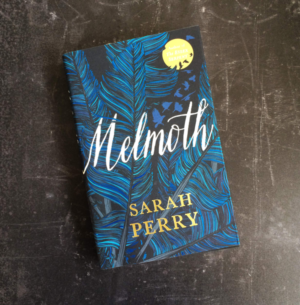Бумажная книга «Melmoth», автор Сара Перри - фото №1