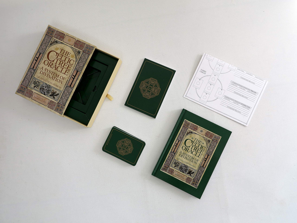 Бумажная книга «The Celtic Tree Oracle. A System of Divination», авторов Лиз Мюррей, Колин Мюррей - фото №1