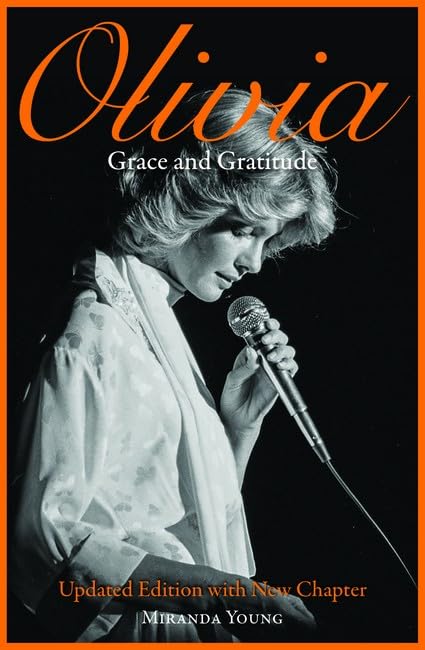 Бумажная книга «Olivia: Grace and Gratitude», автор Миранда Янг - фото №1