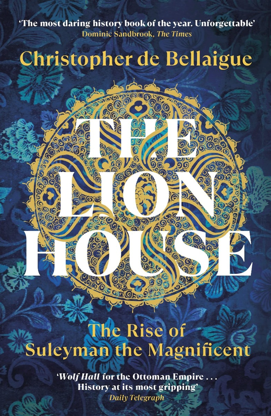 Бумажная книга «The Lion House», автор Кристофер де Беллег - фото №1