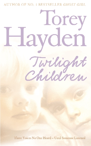 Паперова книга «Twilight Children: Three Voices No One Heard – Until Someone Listened», автор Торі Хейден - фото №1