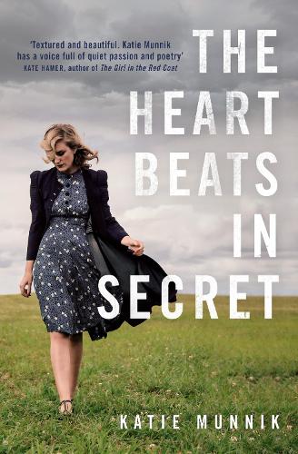Бумажная книга «The Heart Beats in Secret», автор Кэти Мунник - фото №1