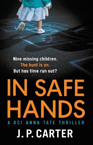 Паперова книга «In Safe Hands», автор Дж. П. Картер - фото №1