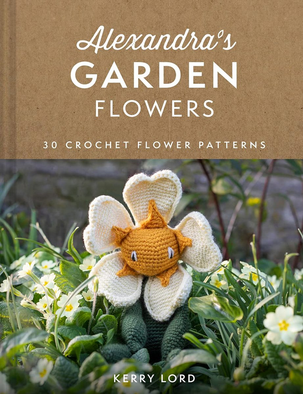 Бумажная книга «Alexandra's Garden Flowers: 30 Crochet Flower Patterns», автор Керри Лорд - фото №1
