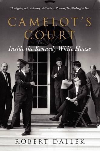 Паперова книга «Camelot's Court: Inside the Kennedy White House», автор Роберт Даллек - фото №1