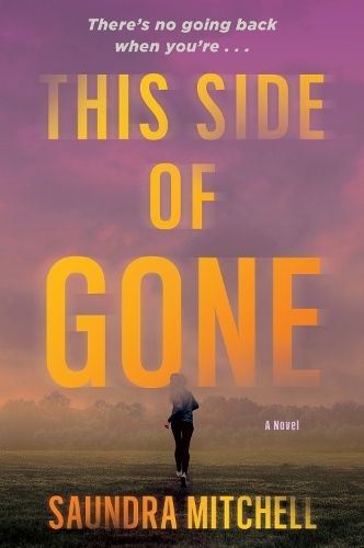 Бумажная книга «This Side of Gone: A Vinnie Taylor Mystery», автор Саундра Митчелл - фото №1