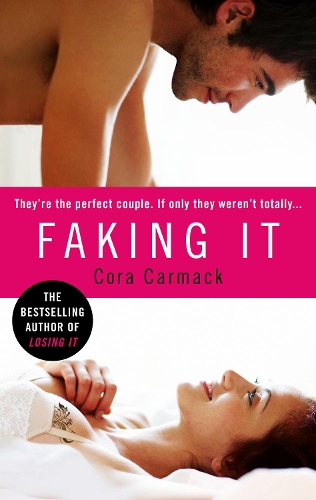 Паперова книга «Faking It», автор Кора Кармак - фото №1