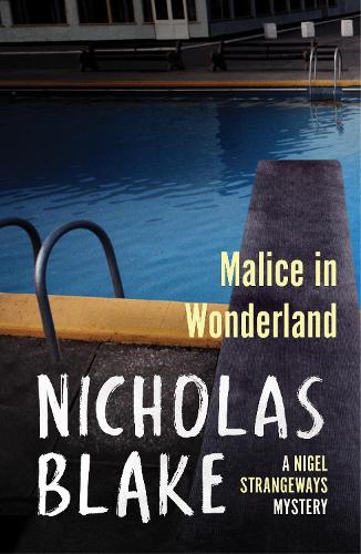 Паперова книга «Malice in Wonderland», автор Ніколас Блейк - фото №1