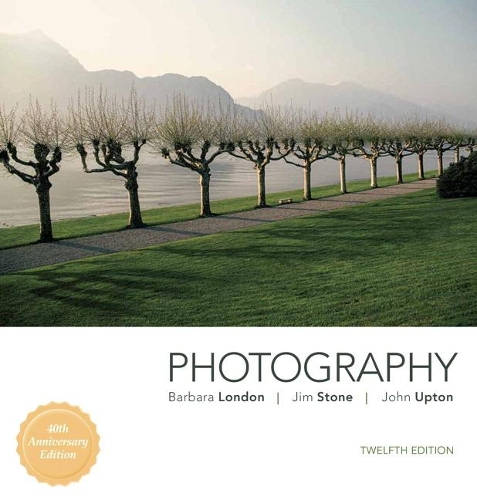 Бумажная книга «Photography», авторов Барбара Лондон, Джим Стоун, Джон Аптон - фото №1