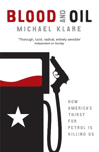 Паперова книга «Blood and Oil. The Dangers and Consequences of America's Growing Petroleum Dependency », автор Майкл Кларе - фото №1