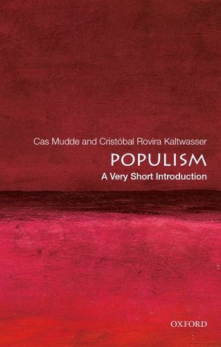 Бумажная книга «Populism: A Very Short Introduction», авторов Кас Мадде, Кристобаль Ровира Кальтвассер - фото №1