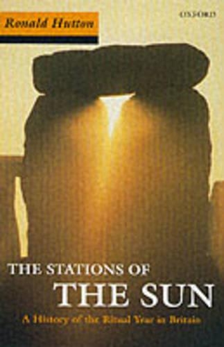 Паперова книга «Stations of the Sun: A History of the Ritual Year in Britain», автор Рональд Хаттон - фото №1