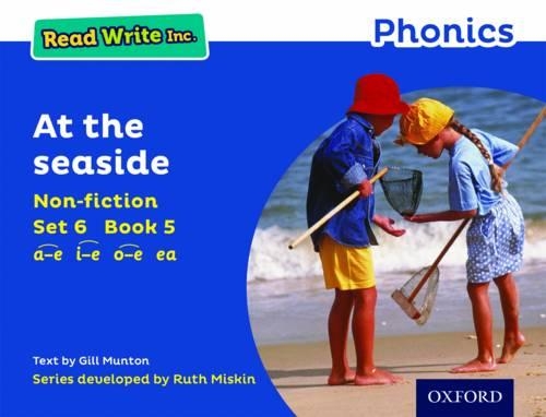 Бумажная книга «Read Write Inc. Phonics: At The Seaside (Blue Set 6 Non-fiction 5)», автор Джилл Мантон - фото №1