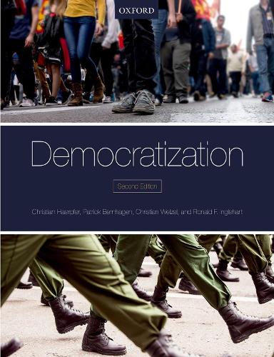 Бумажная книга «Democratization», авторов Кристиан Вельцель, Рональд Ф. Инглхарт - фото №1