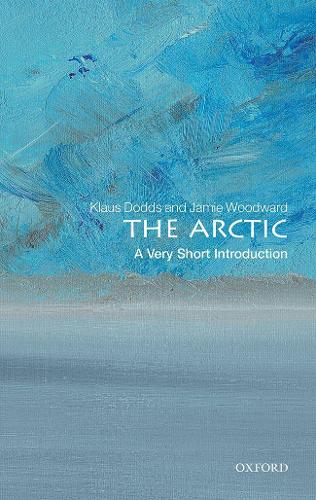 [object Object] «The Arctic: A Very Short Introduction», авторів Джеймі Вудворд, Клаус Доддс - фото №1