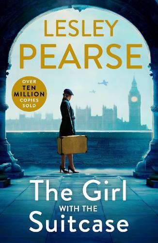 Бумажная книга «The Girl with the Suitcase», автор Лесли Пирс - фото №1