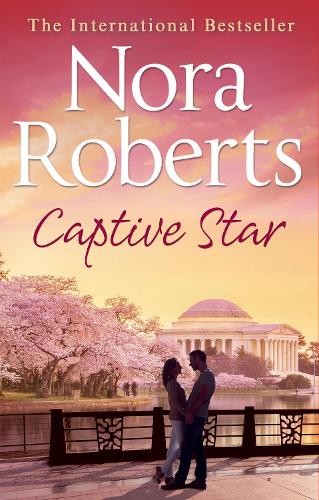 Бумажная книга «Captive Star», автор Нора Робертс - фото №1