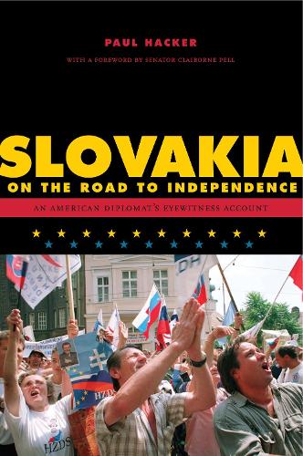 Бумажная книга «Slovakia on the Road to Independence», автор Пол Хакер - фото №1