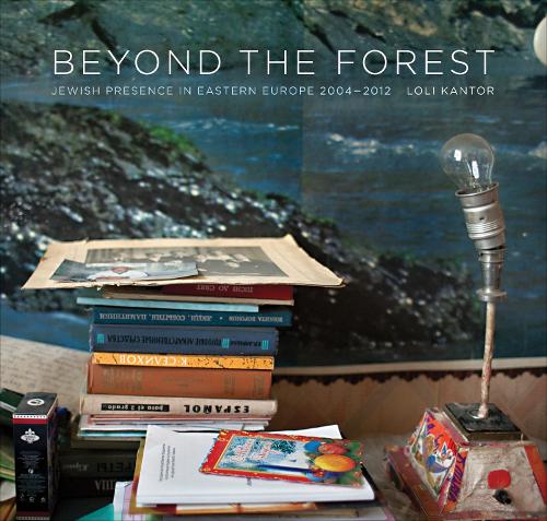 Бумажная книга «Beyond the Forest: Jewish Presence in Eastern Europe, 2004–2012», автор Лоли Кантор - фото №1