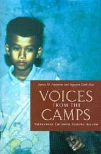 Паперова книга «Voices from the Camps: Vietnamese Children Seeking Asylum», авторів Джеймс М. Фрімен, Нгуєн Дінь Хуу - фото №1