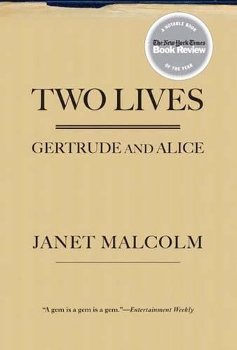 Бумажная книга «Two Lives: Gertrude and Alice», автор Джанет Малкольм - фото №1