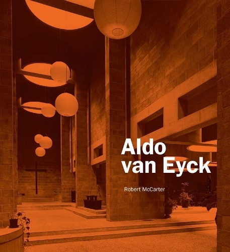 Паперова книга «Aldo van Eyck», автор Роберт Маккартер - фото №1