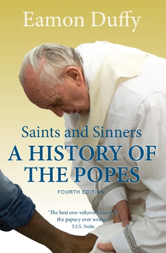 Паперова книга «Saints and Sinners: A History of the Popes», автор Імон Даффі - фото №1