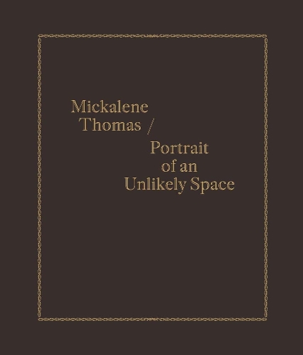 Бумажная книга «Mickalene Thomas / Portrait of an Unlikely Space», автор Кили Орджеман - фото №1