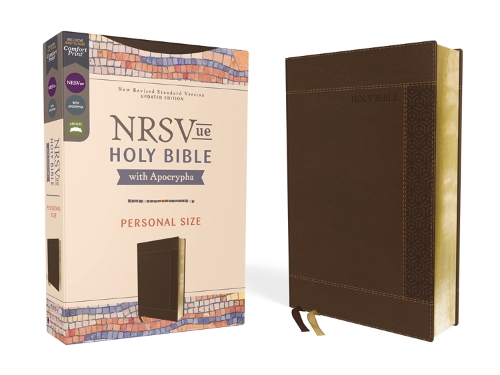 [object Object] «NRSVue, Holy Bible with Apocrypha, Personal Size, Leathersoft, Brown, Comfort Print», автор Zondervan - фото №1