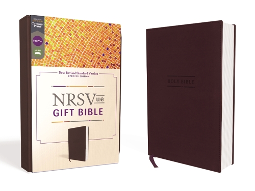 Бумажная книга «NRSVue, Gift Bible, Leathersoft, Burgundy, Comfort Print», автор Zondervan - фото №1