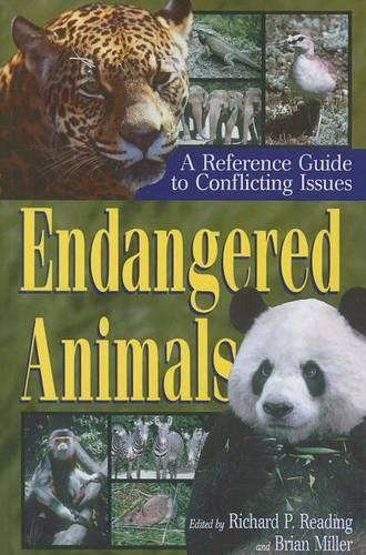 Паперова книга «Endangered Animals: A Reference Guide to Conflicting Issues», авторів Брайан Міллер, Річард П. Редінг - фото №1