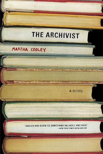 Паперова книга «The Archivist», автор Марта Кулі - фото №1