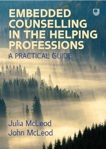 Паперова книга «Embedded Counselling in the Helping Professions:  A Practical Guide», автор Джулія МакЛеод - фото №1
