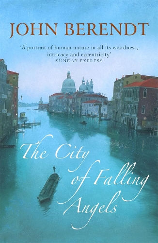 Бумажная книга «The City of Falling Angels», автор Джон Берендт - фото №1