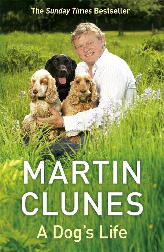 Бумажная книга «A Dog's Life», автор Мартин Клунес - фото №1