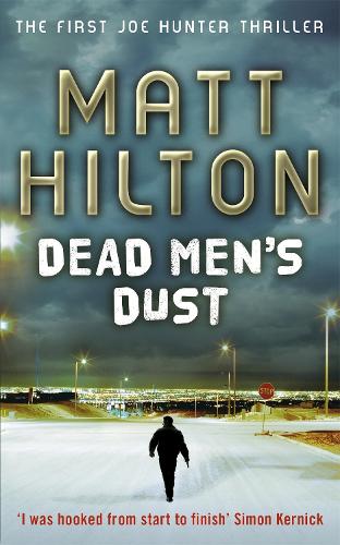 Паперова книга «Dead Men's Dust», автор Метт Хілтон - фото №1