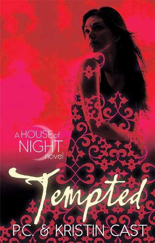 Бумажная книга «Tempted: Number 6 in series», авторов Кристин Каст, П. С. Каст - фото №1