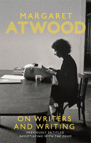 Паперова книга «On Writers and Writing», автор Марґарет Етвуд - фото №1