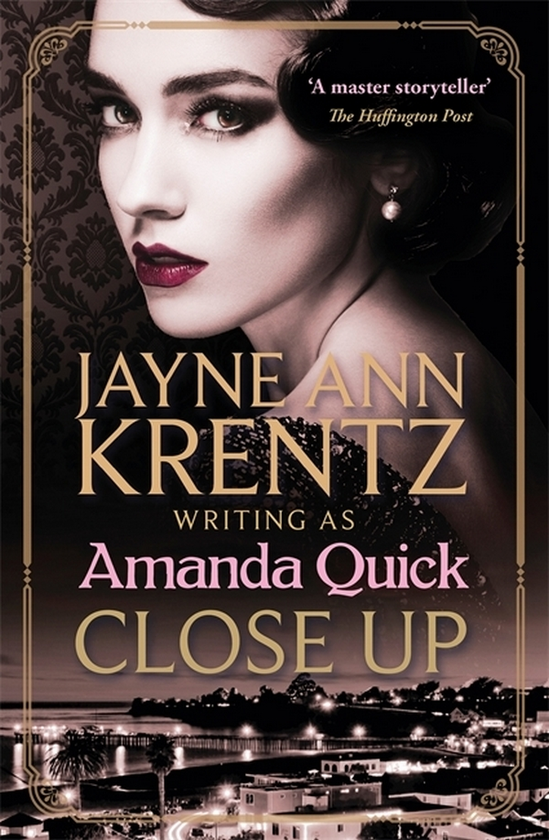 Бумажная книга «Close Up», автор Аманда Квик - фото №1
