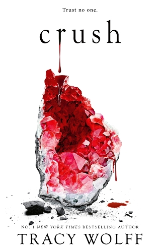 Бумажная книга «Crush: Meet your new epic vampire romance addiction!», автор Трейси Вулф - фото №1