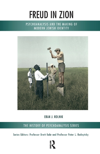 Паперова книга «Freud in Zion: Psychoanalysis and the Making of Modern Jewish Identity» - фото №1