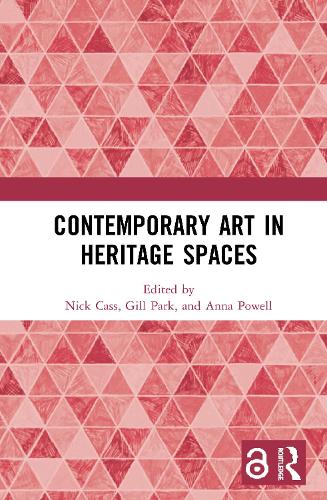 Бумажная книга «Contemporary Art in Heritage Spaces» - фото №1