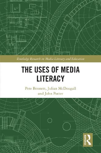 Бумажная книга «The Uses of Media Literacy», авторов Джон Поттер, Джулиан Макдугалл, Пит Беннетт - фото №1