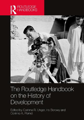 Паперова книга «The Routledge Handbook on the History of Development» - фото №1