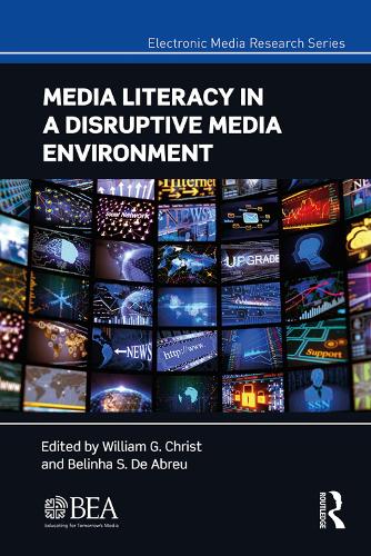 Бумажная книга «Media Literacy in a Disruptive Media Environment» - фото №1