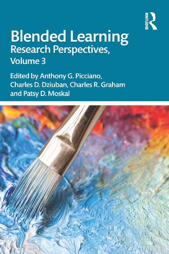 Паперова книга «Blended Learning: Research Perspectives, Volume 3» - фото №1