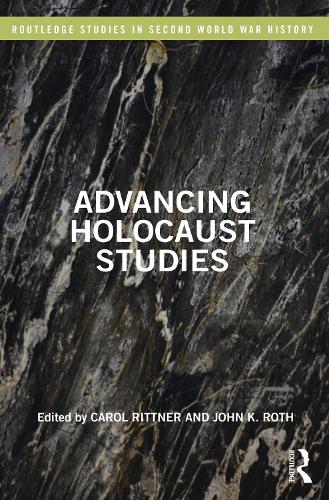 Паперова книга «Advancing Holocaust Studies» - фото №1