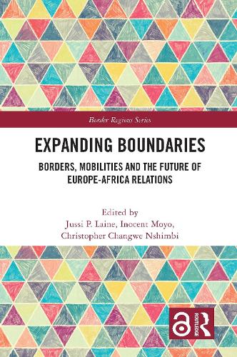 Бумажная книга «Expanding Boundaries: Borders, Mobilities and the Future of Europe-Africa Relations» - фото №1