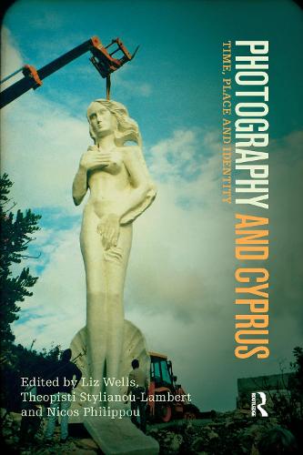 Паперова книга «Photography and Cyprus: Time, Place and Identity» - фото №1
